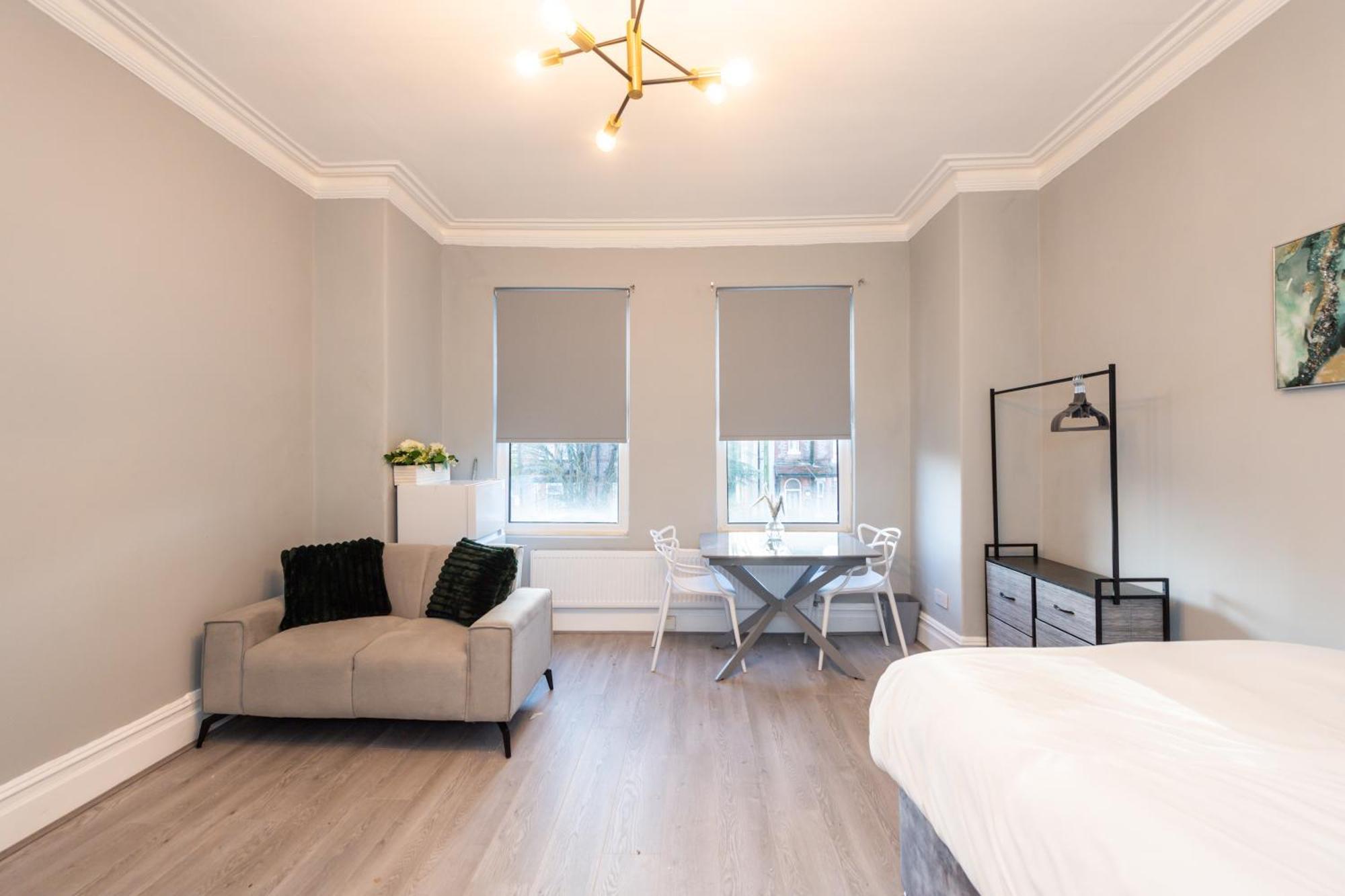 Benoit Apartments Manchester Bagian luar foto