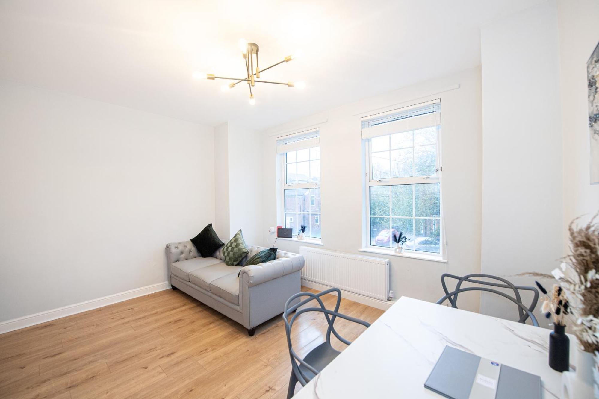 Benoit Apartments Manchester Bagian luar foto