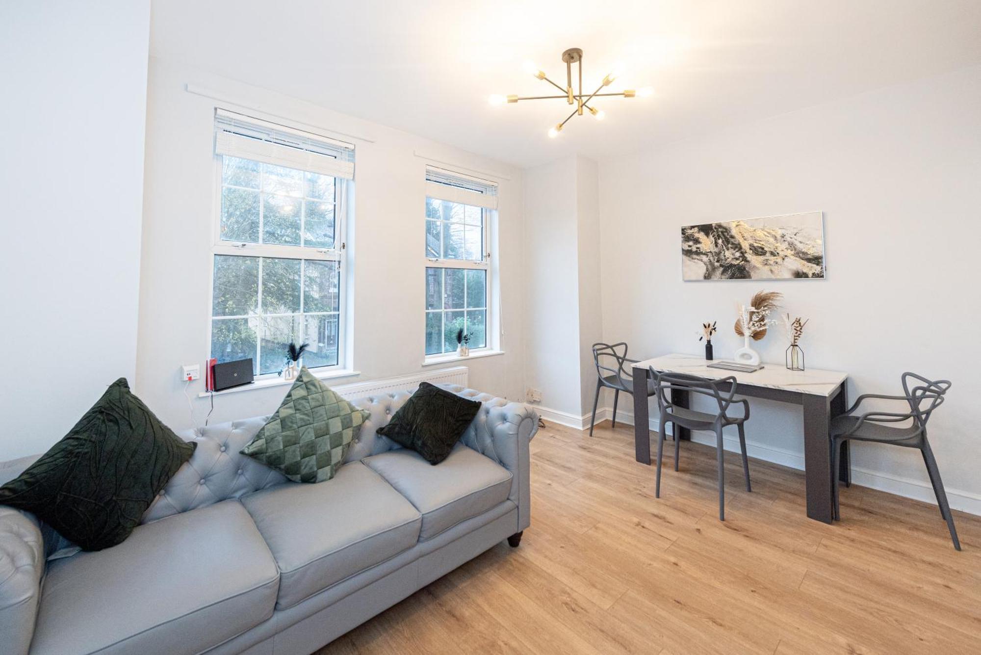 Benoit Apartments Manchester Bagian luar foto