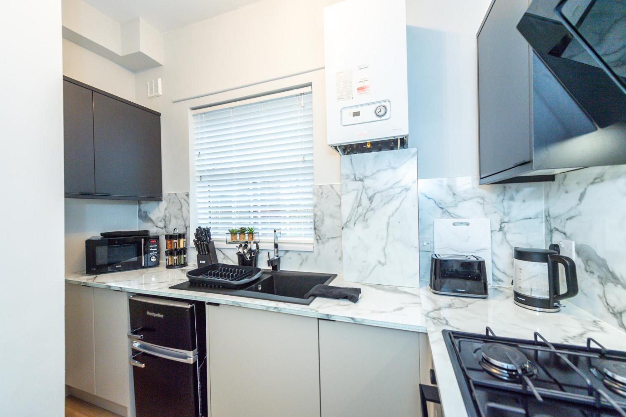 Benoit Apartments Manchester Bagian luar foto