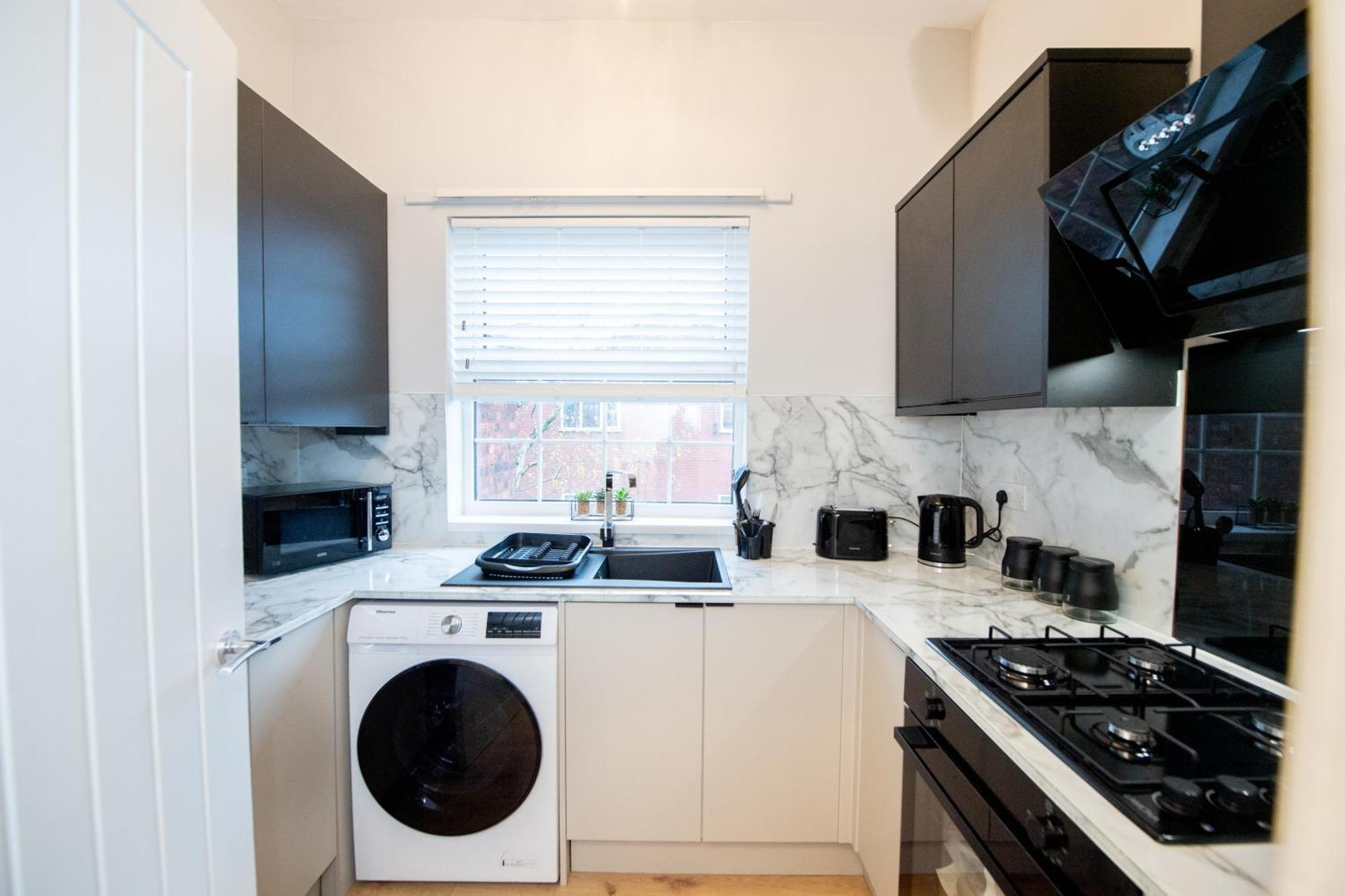 Benoit Apartments Manchester Bagian luar foto