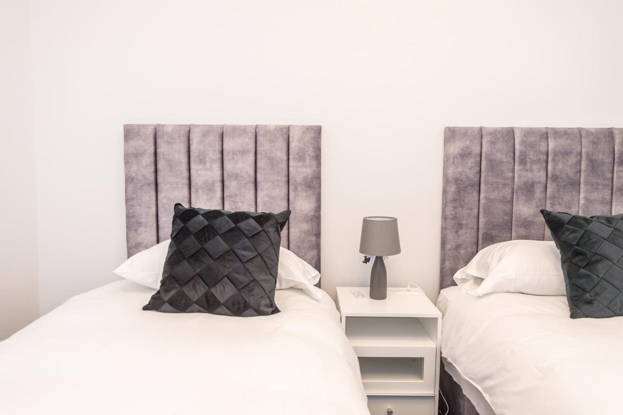 Benoit Apartments Manchester Bagian luar foto